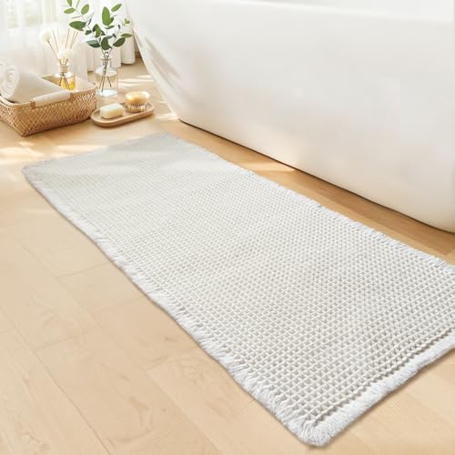 White Bathroom Rugs, Waffle Bath Mat Non Slip Washable by GRLYUH