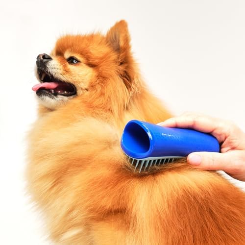 Pet Teezer De-Shedding Dog Brush - Image 3