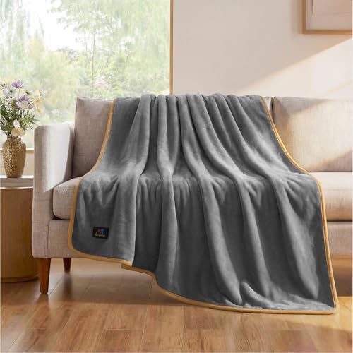 Luciphia Waterproof Pet Blanket, Washable Reversible Sherpa Fleece Throw by luciphia