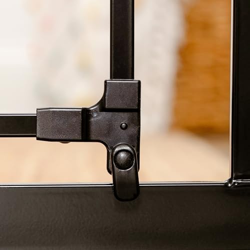Carlson 29–36.5” Extra Wide Dog Gate - Image 6