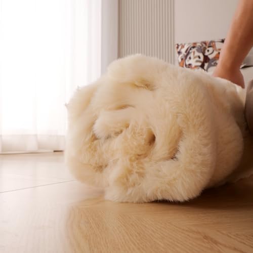 SHENGOCASE Pet Cushion Pad, Faux Fur Dog and Cat kneading Pillow, Cozy Bed - Image 7