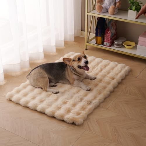 SHENGOCASE Pet Cushion Pad, Faux Fur Dog and Cat kneading Pillow, Cozy Bed by SHENGOCASE
