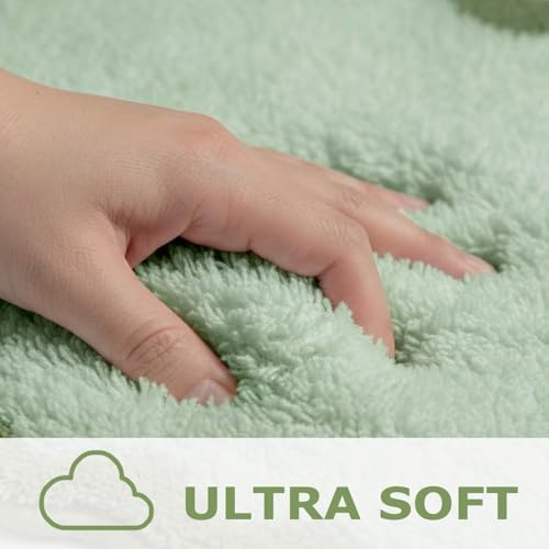 Cute Green Scalloped Bathroom Mat, Fun Plush Luxury Microfiber Bath Rug - Image 4