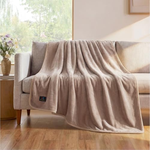 Luciphia Waterproof Pet Blanket, Washable Reversible Sherpa Fleece Throw by luciphia