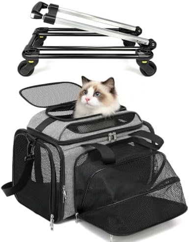 Cozy Cruiser Pet Carrier with Wheels by Unknown