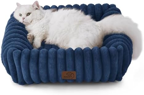 Bedsure ComfyFleece® Cute Dog Bed by BEDSURE