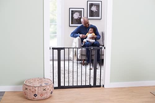 Safety 1st Easy Install 28'' Walk Thru Gate, Fits Between 29'' and 38'' - Image 5