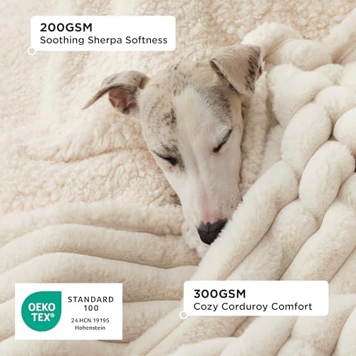Bedsure ComfyFleece® Waterproof Dog Blankets - Image 2