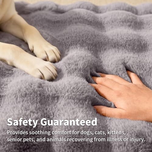 SOMAHE Dog Blanket for Couch Bed, Soft Faux Fur, Large 39x31 Dark Grey - Image 3