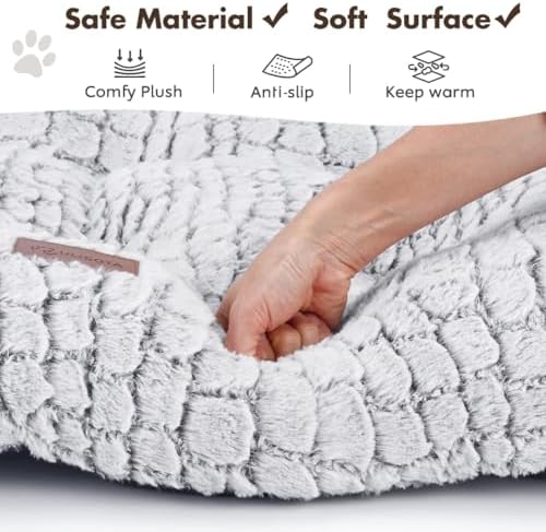 Dog Bed Crate Pad for Medium Dogs 30"x20" White - Image 4