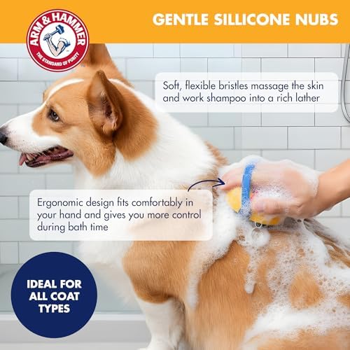 Arm & Hammer Simply Grooming Soap Dispensing Palm Dog Brush - Image 5