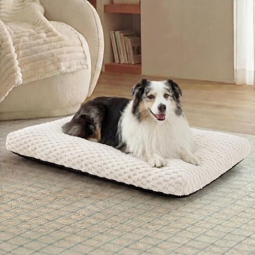 Bedsure XL WashableDog Bed for Crate, Soft Bubble Fleece, Extra Large 41" by BEDSURE