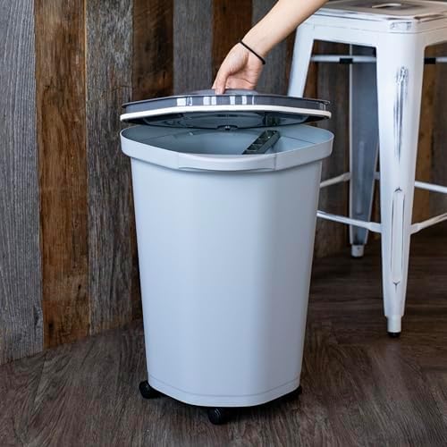IRIS USA Dog Food Storage Container - Image 4