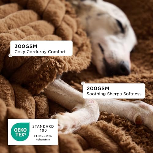 Bedsure ComfyFleece® Waterproof Dog Blankets - Image 2